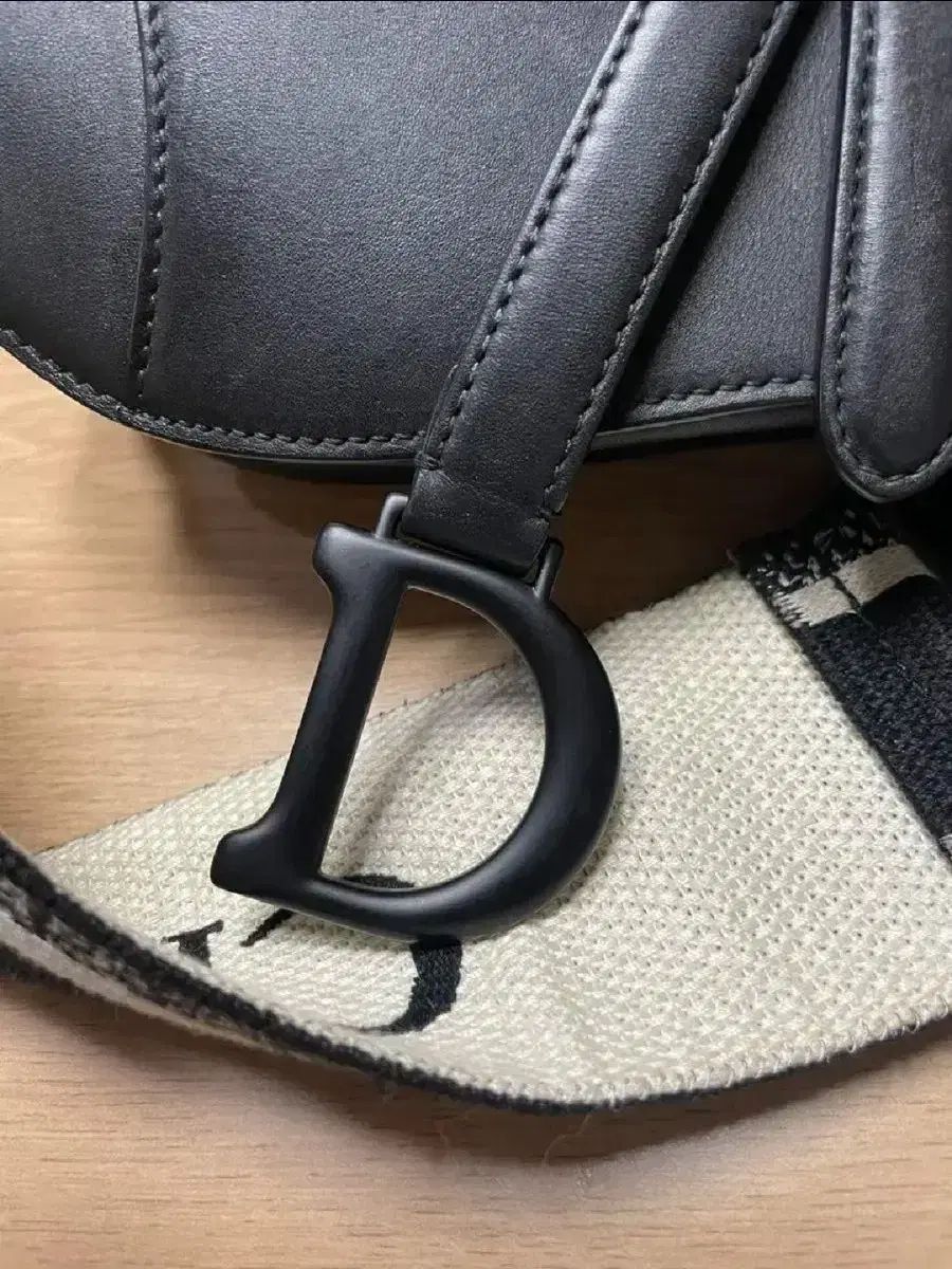 ブラック サドル