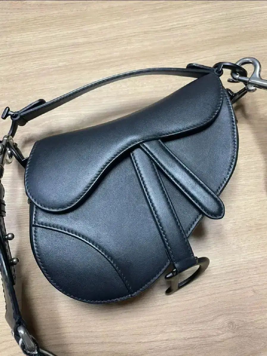  ディオール ブラック サドル ミー ミニ ストラップ メッセンジャーバッグ ショルダーバッグ