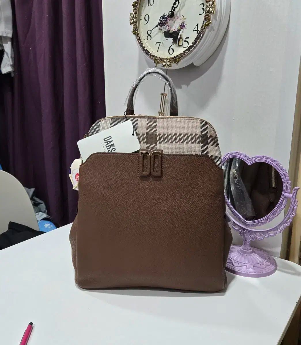 ダックス ブラウン タン チェック バックパック