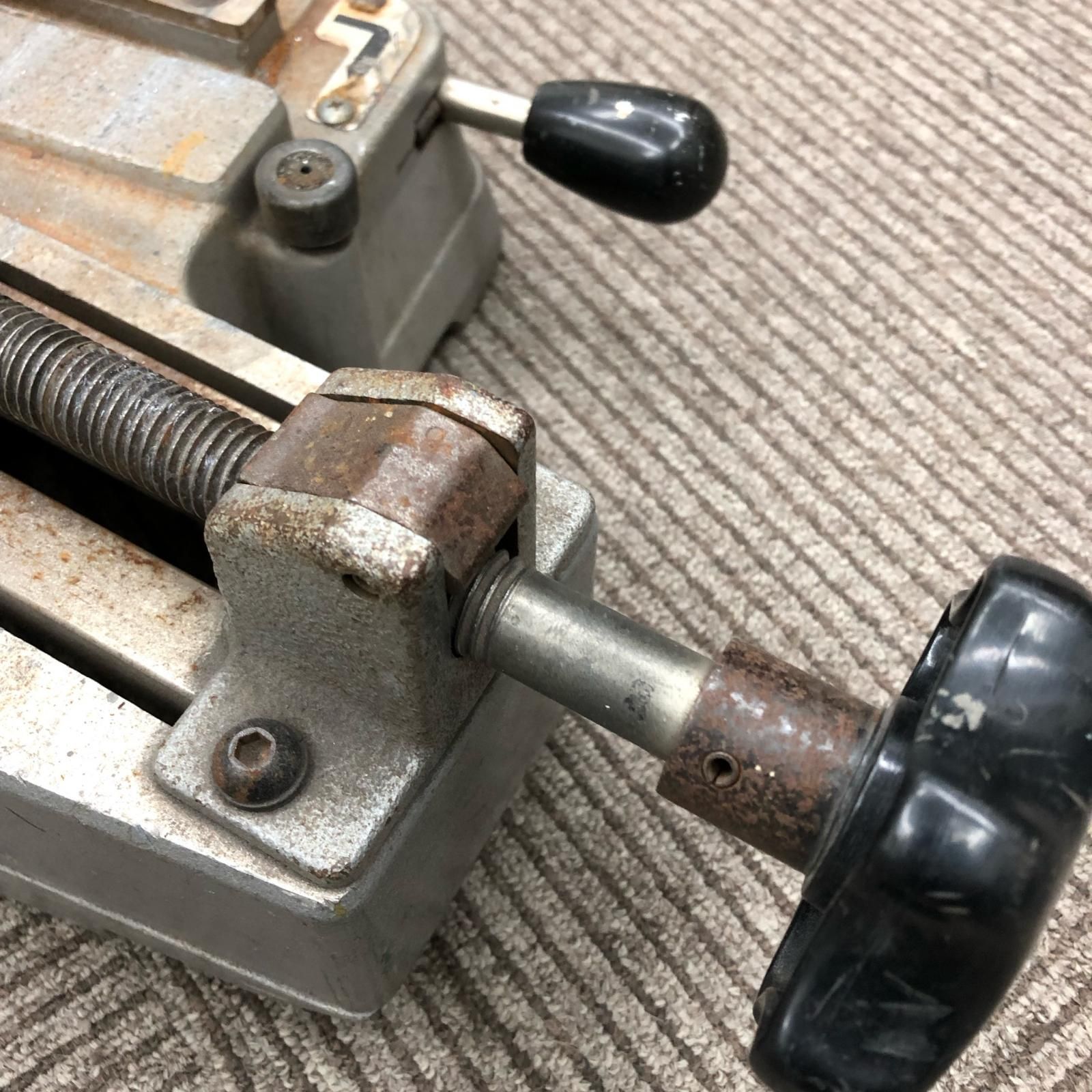 ロータリーバンドソー