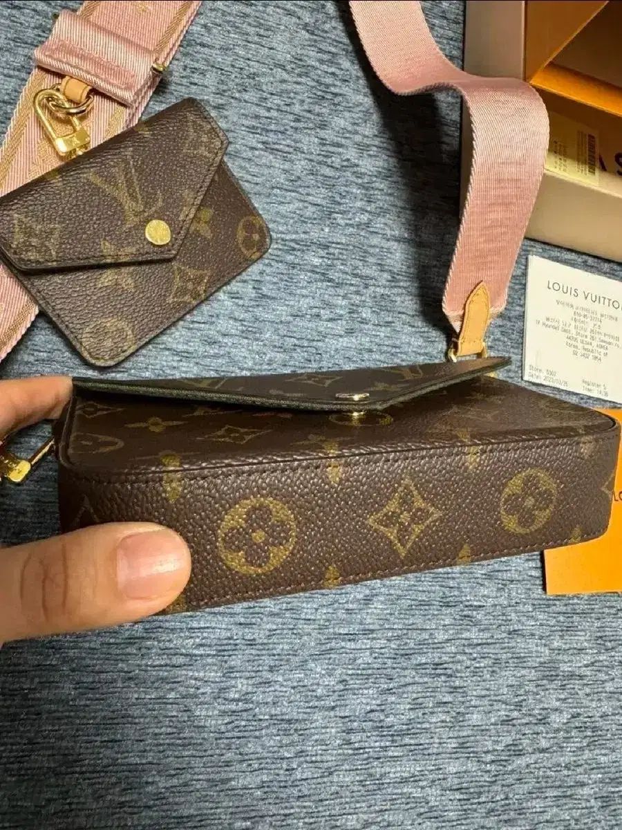  ルビービ통 펠리시 ストラップ アンド ゴ メッセンジャーバッグ ショルダーバッグ