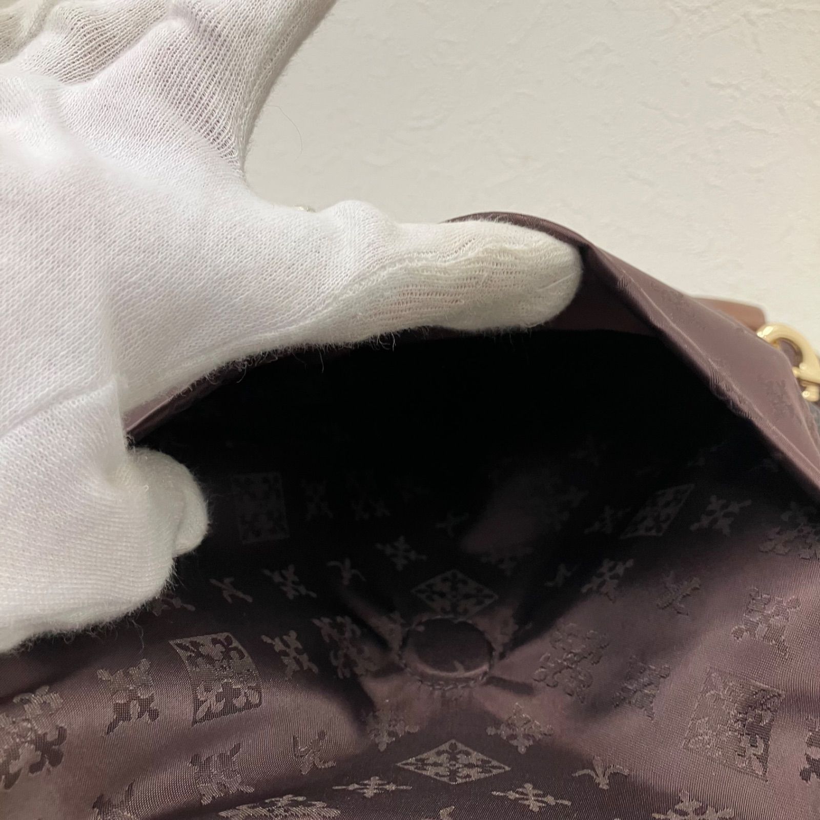  5898 russet ラシット 3 way マルチway ハンドバッグ トートバッグ リュック バックパック デイパック 茶 ブラウン 黒 ブラック ゴールド ナイロン レザー モノグラム 総柄 シャーリング リュック バックパック バッグ