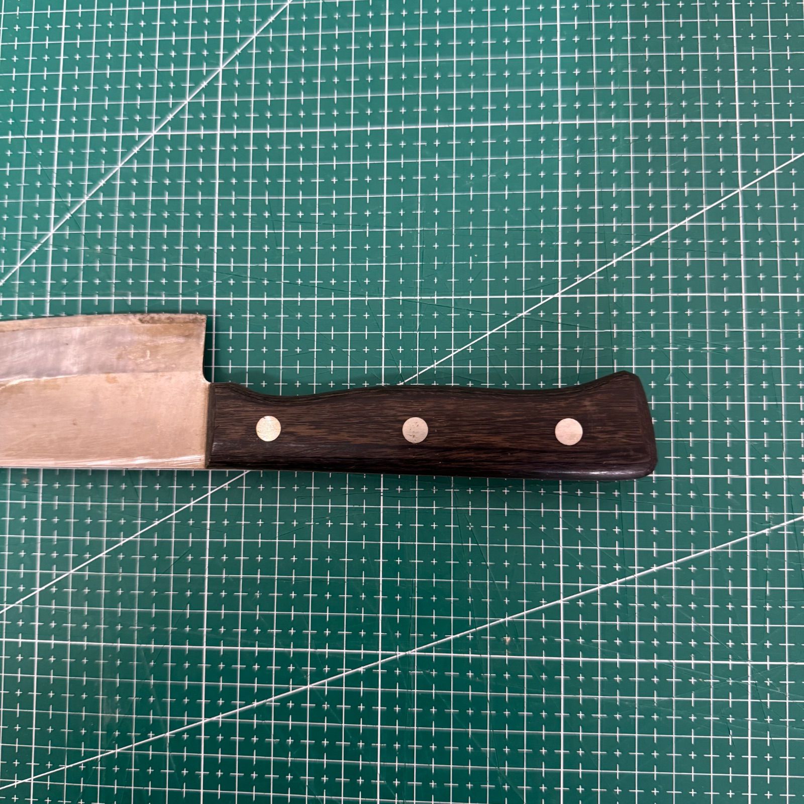 関蔵作 本割込DP】三徳包丁☆刃渡り16.5cm ☆ジャンク/研磨前提☆鋼