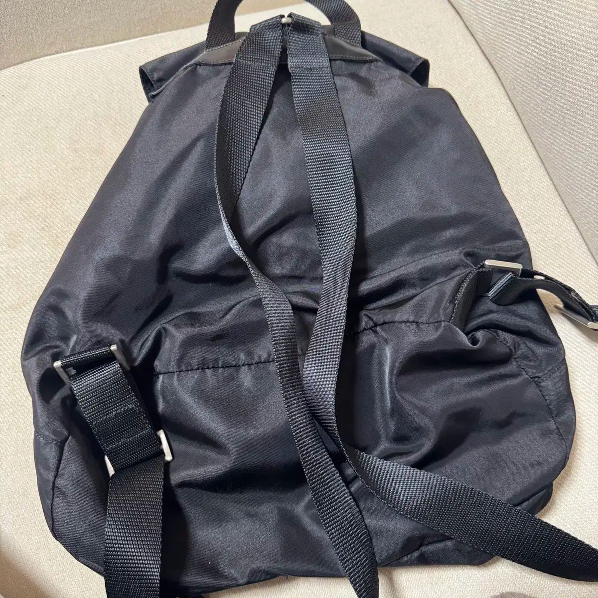 PRADA ベラ バックパック Mサイズ