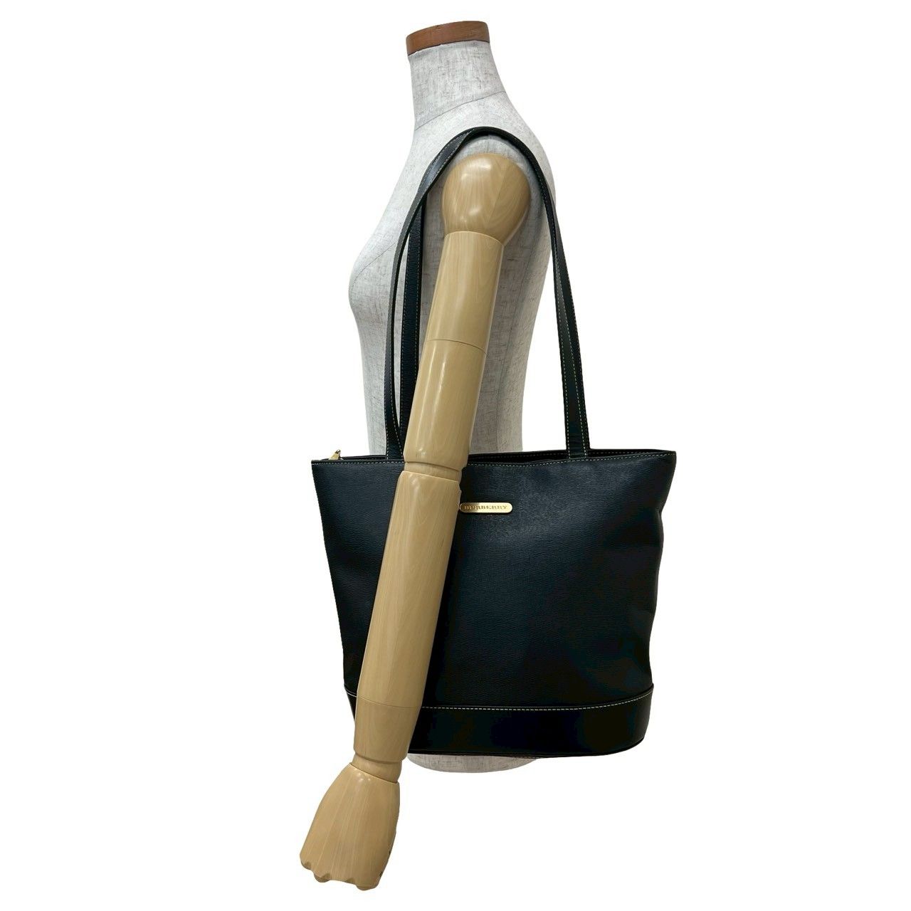 BURBERRY バーバリー ロゴ プレート 金具 レザー 本革 トートバッグ セミ ショルダーバッグ ハンドバッグ ブラック 黒 39881