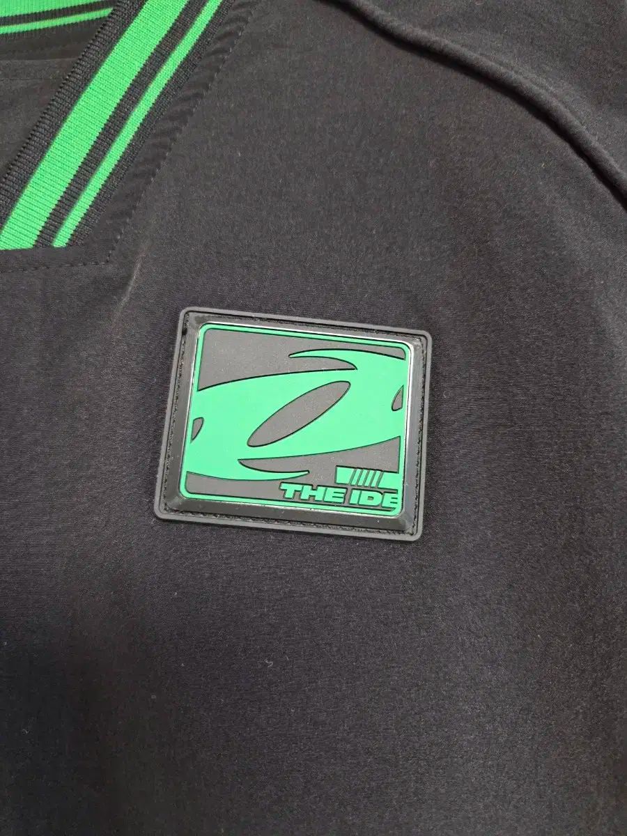 ザ アイデンティティ プロジェクト ジャージ ブラック S