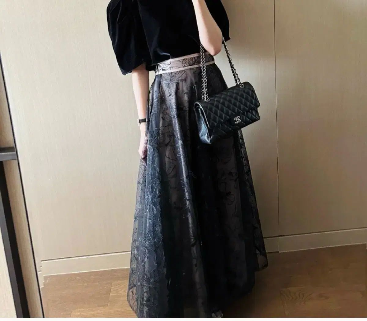 - み バイシーニ ラグジュアリー花スカート 半額 原価194 000ウォン