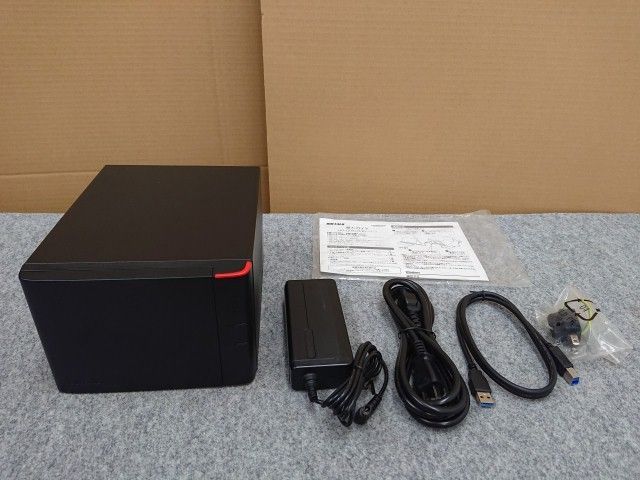 バッファロー HD-QHA16U3 R5 RAID 5対応USB 3.1 Gen.1 外付けHDD 4ドライブ 16TB 4TB×4