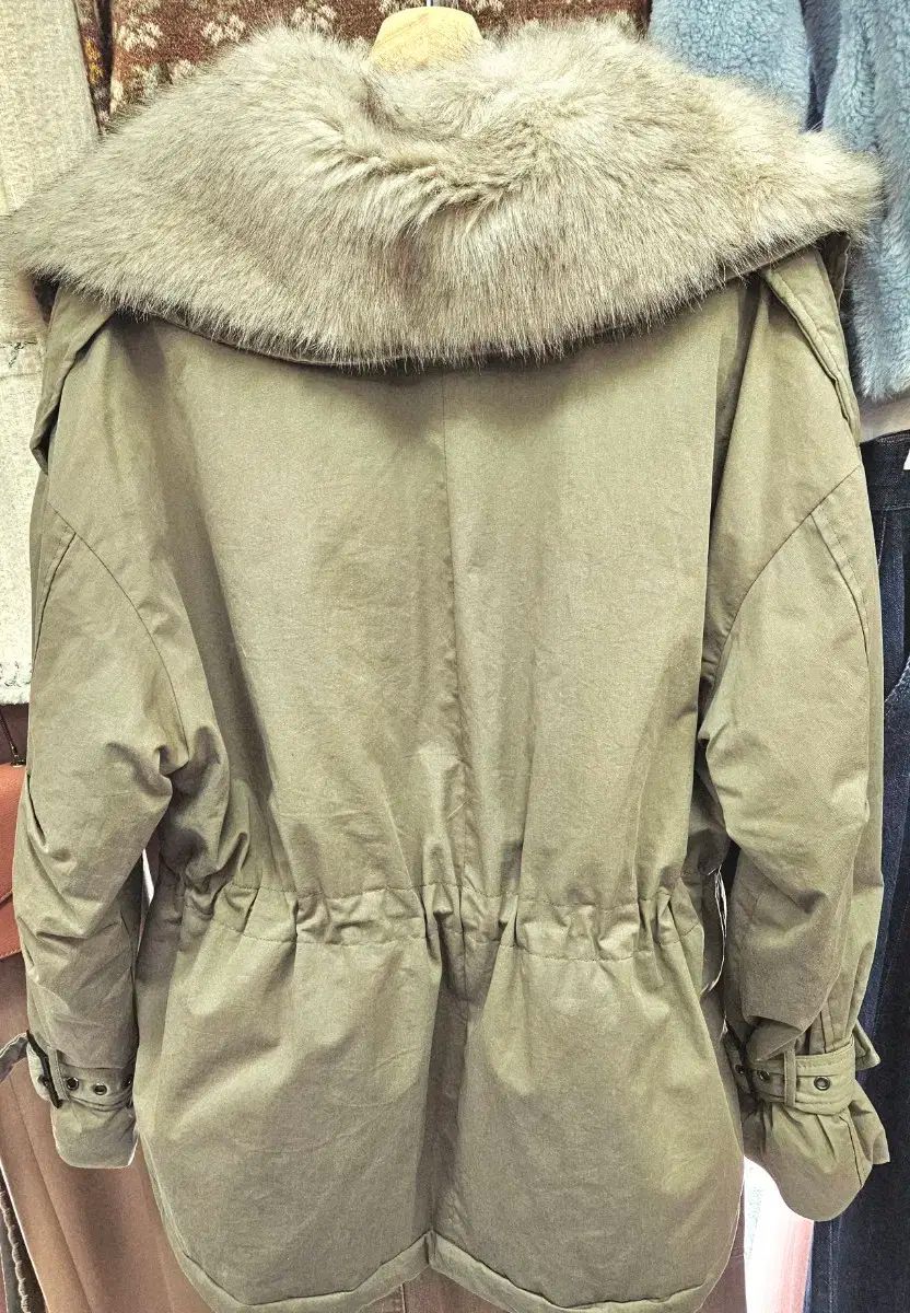 カーキ ファー マウンテンパーカー ジャケット アウター
