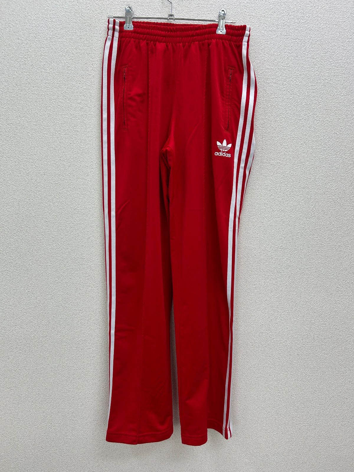 ⑧大人気 adidas スリーストライプス ジャージ ボトムス L 赤 - メルカリ