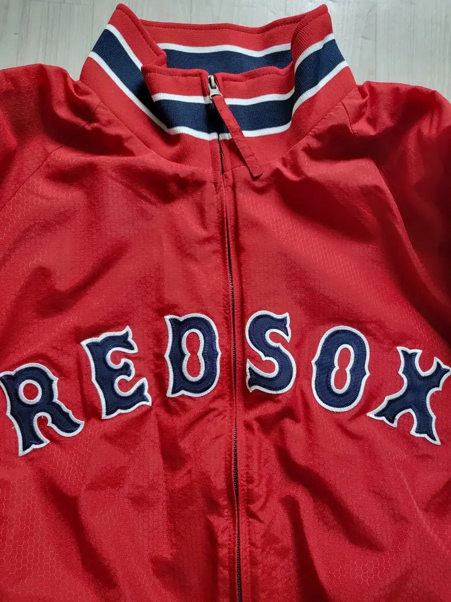 マジェスティック ボストンレッドソックス スタジャン L