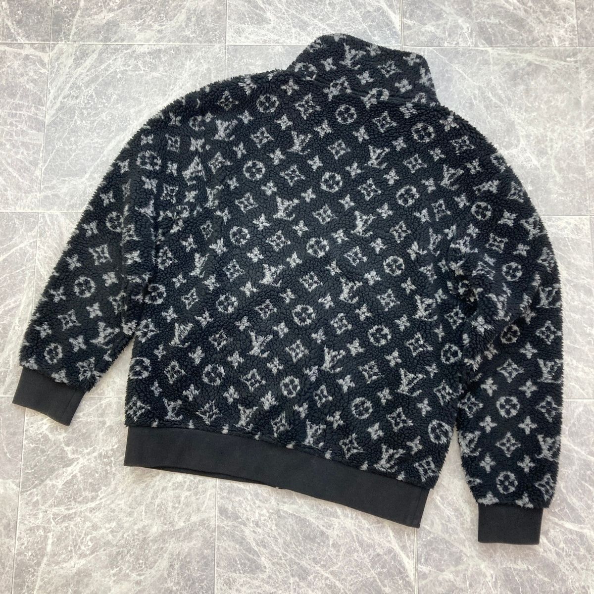 LOUIS VUITTON ルイヴィトン モノグラム ボア フリース ジップアップ ジャケット S ブルゾン RM201M TCM HIY04W メンズ ポリエステル ブラック グレー