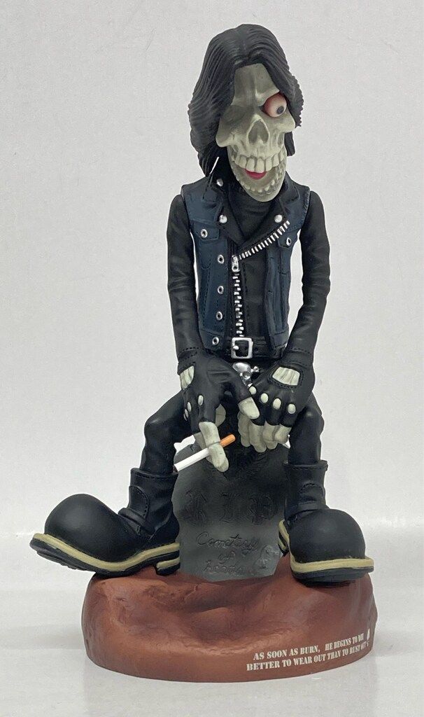 glam Bone in the TFOA III iconicvoyage 九能龍信 cemetery ver