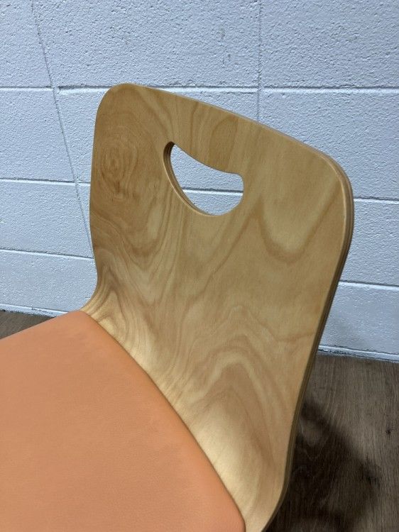 スタッキングチェア4脚セット