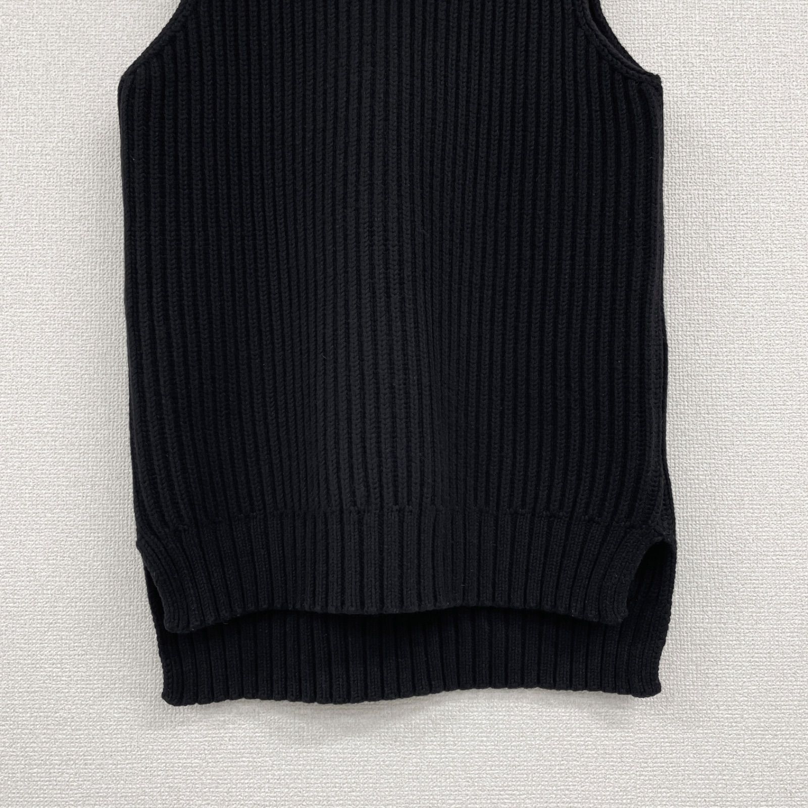 ニットトップス ノースリーブ