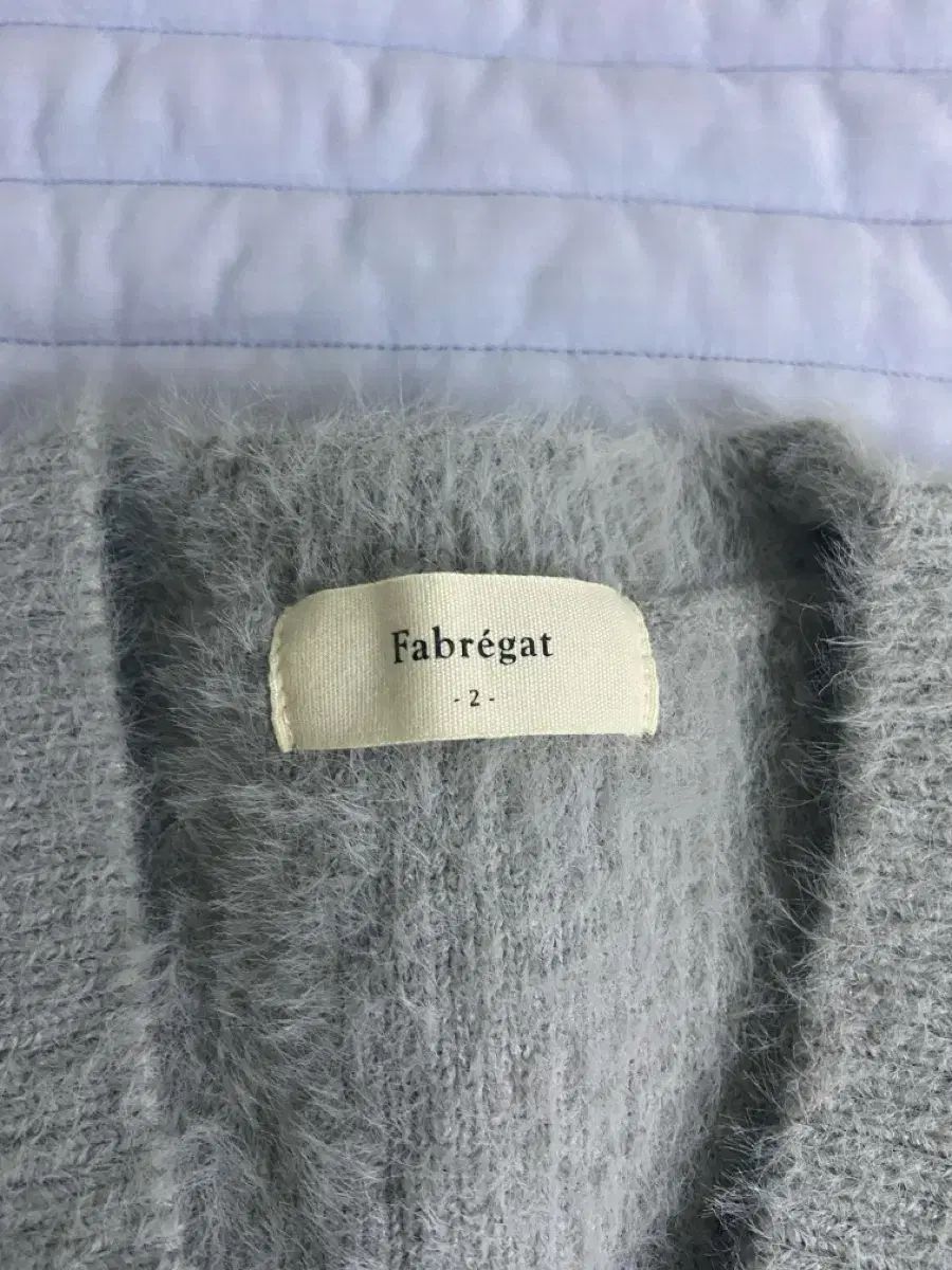 当店商品は100％品質保証！ FABREGAT アンゴラ カーディガン 最短翌日お届け。