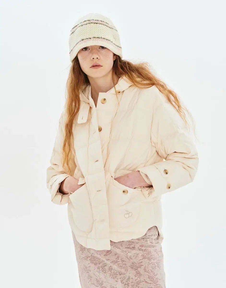 キルシー 軽量 ダウン チェリー ベーシック キルティング フード ジャケット クリーム