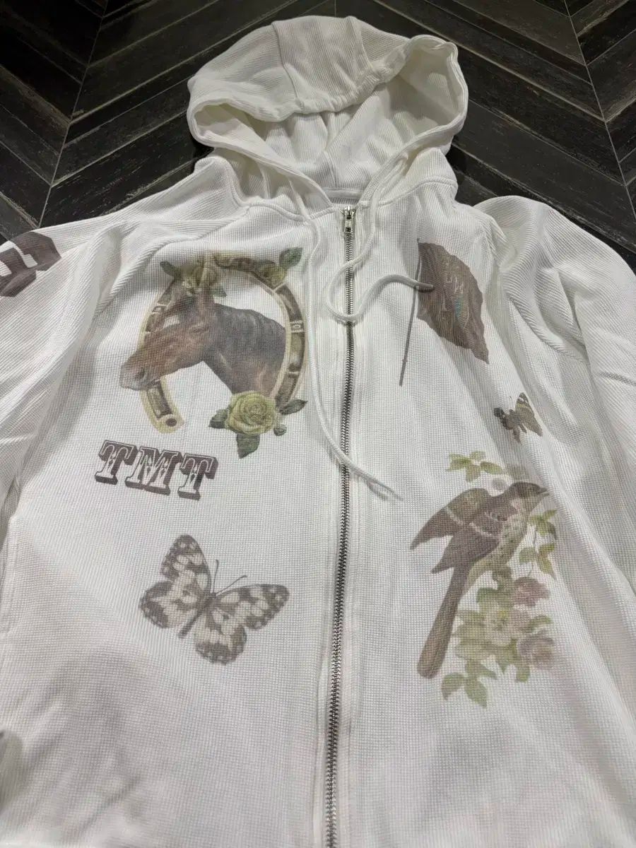  トゥーマーチタグス ウェスタン ワッフル ジップアップ フーディー 白 パーカー トップス