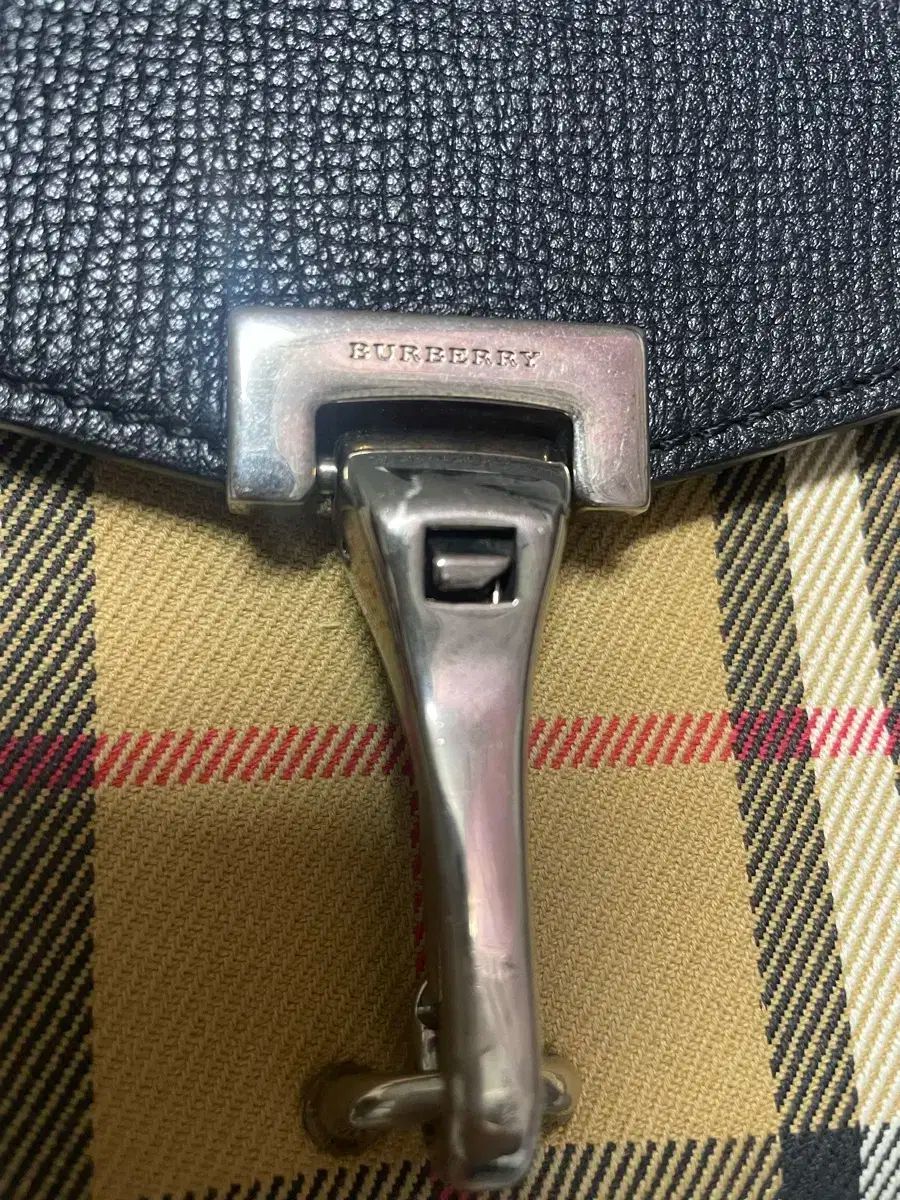 バーバリー マックケン ミニ クロスバック