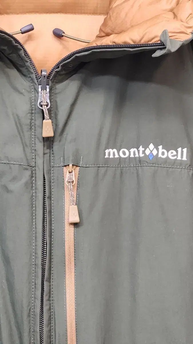 モンベル リバーシブル ダウン アウター