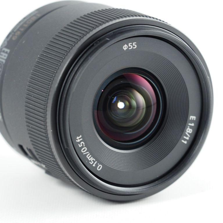 広角単焦点レンズ APS-C