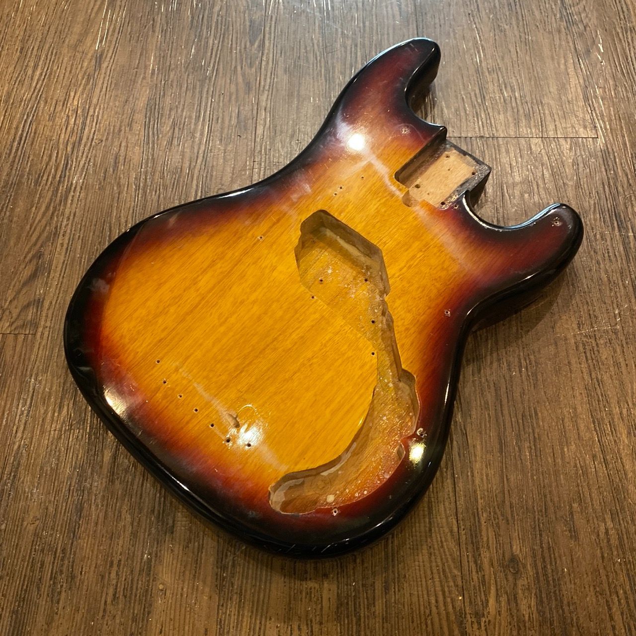 Bass Body エレキベース ボディ