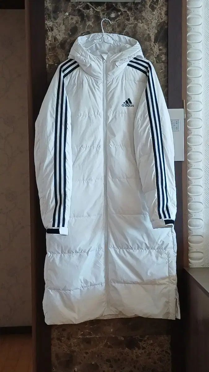 アディダス 3本線 アヒルダウンジャケット ロング丈 白