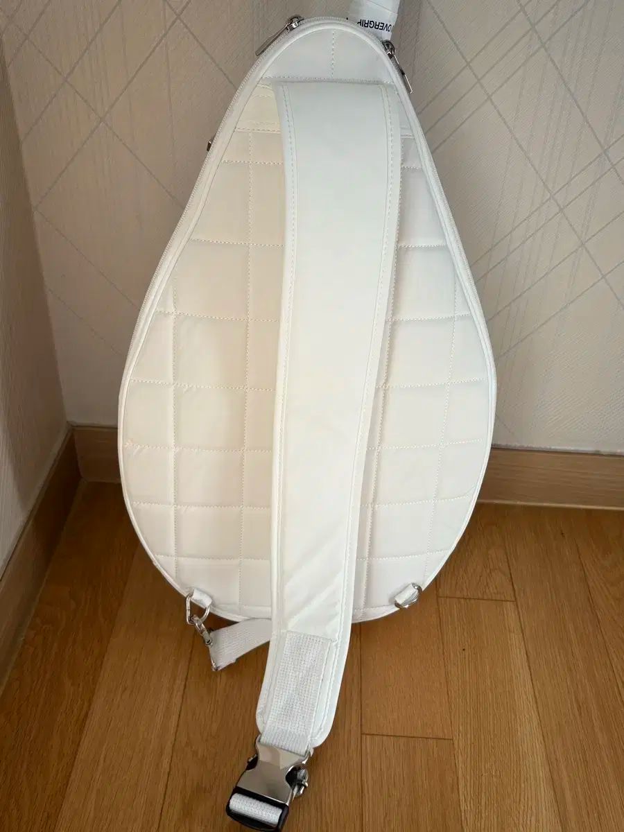 LOVE Tテニス キルティング スリングバック