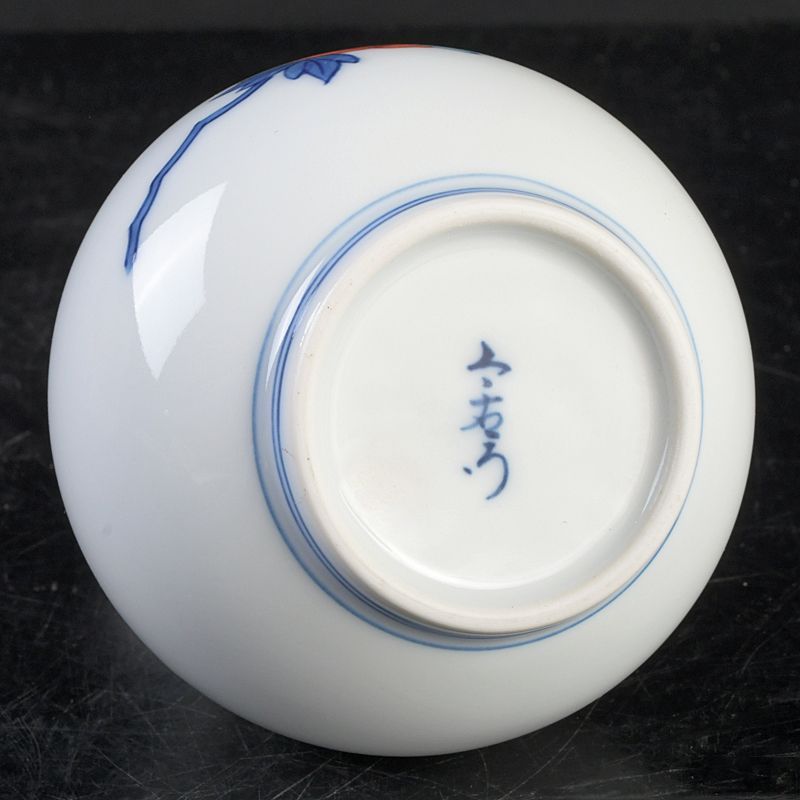 色鍋島 十二代 今泉今右衛門 錦牡丹絵 花瓶 共箱 V S205 - メルカリ