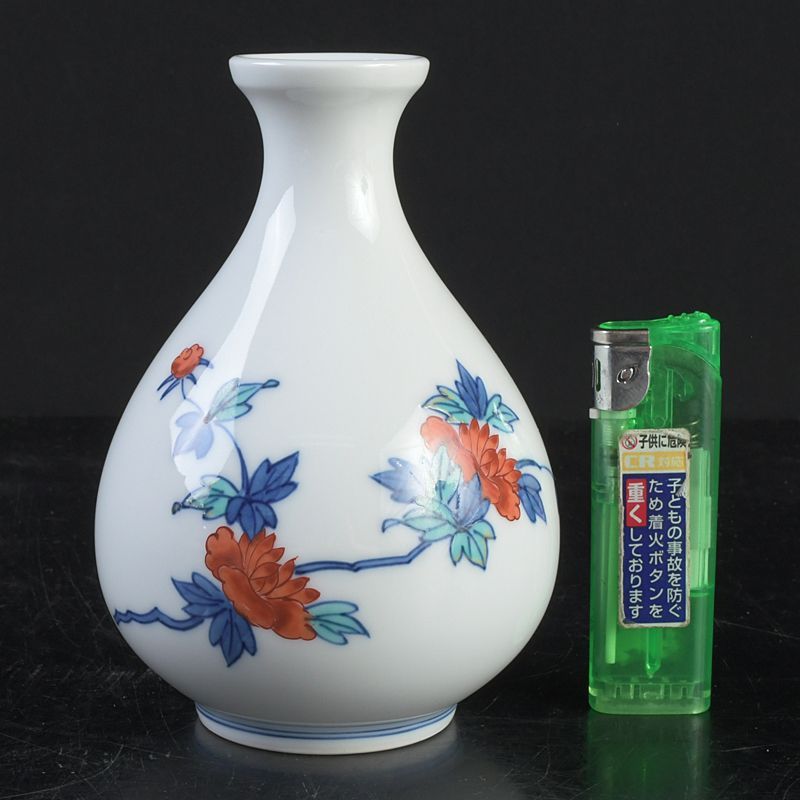 今泉今右衛門 色鍋島牡丹絵花瓶 共箱 花入 今泉今右衛門 色鍋島牡丹絵花瓶 共箱 花入