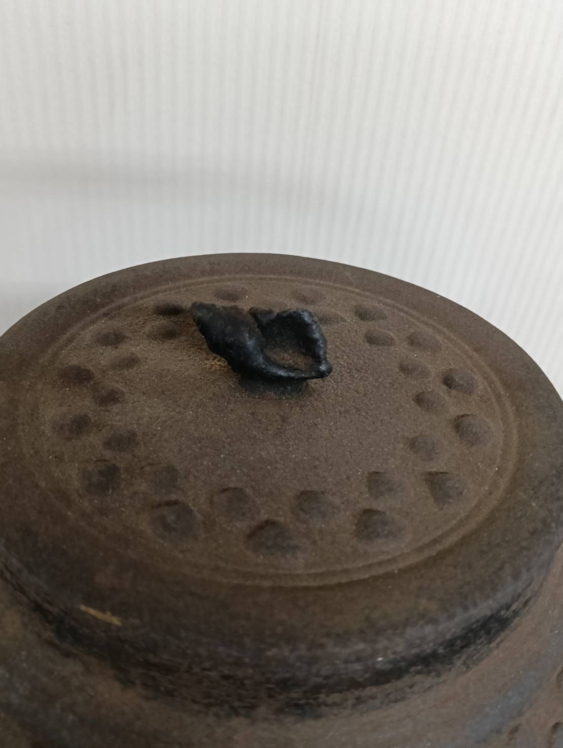 中型】鉄瓶 2ℓ 南部鉄器 長文堂 伝統工芸 美術 アンティーク 霰紋 長文