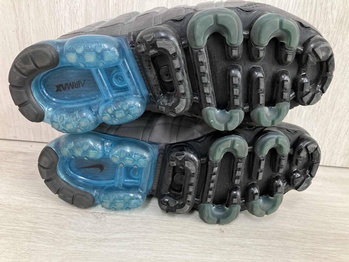 NIKE スニーカー