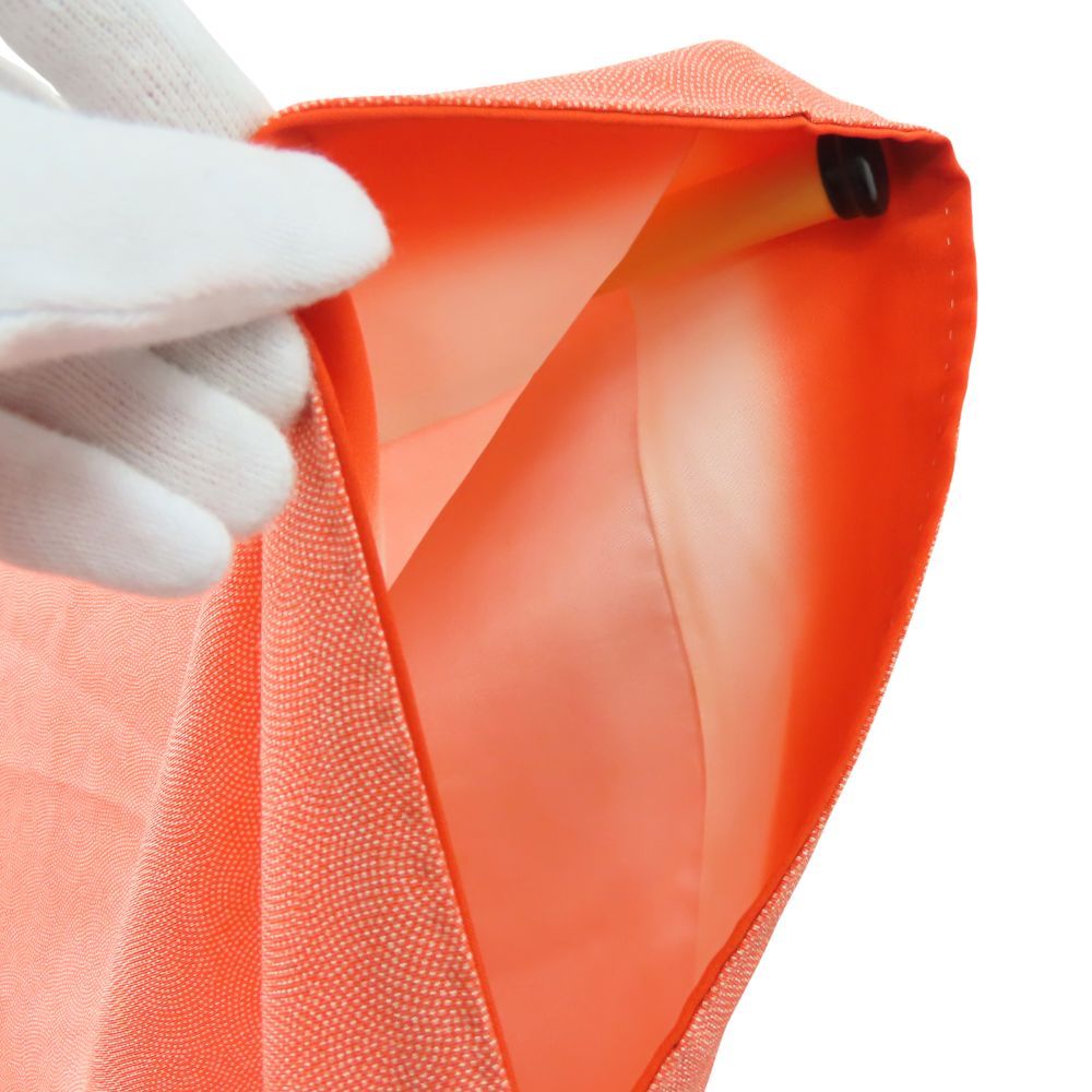 中古 小紋 鮫 正絹(金銀糸除く) 朱色 和装 呉服 和服 きもの レディース 女性 中古】 小紋 鮫 正絹(金銀糸除く) 朱色 和装 呉服 和服 きもの