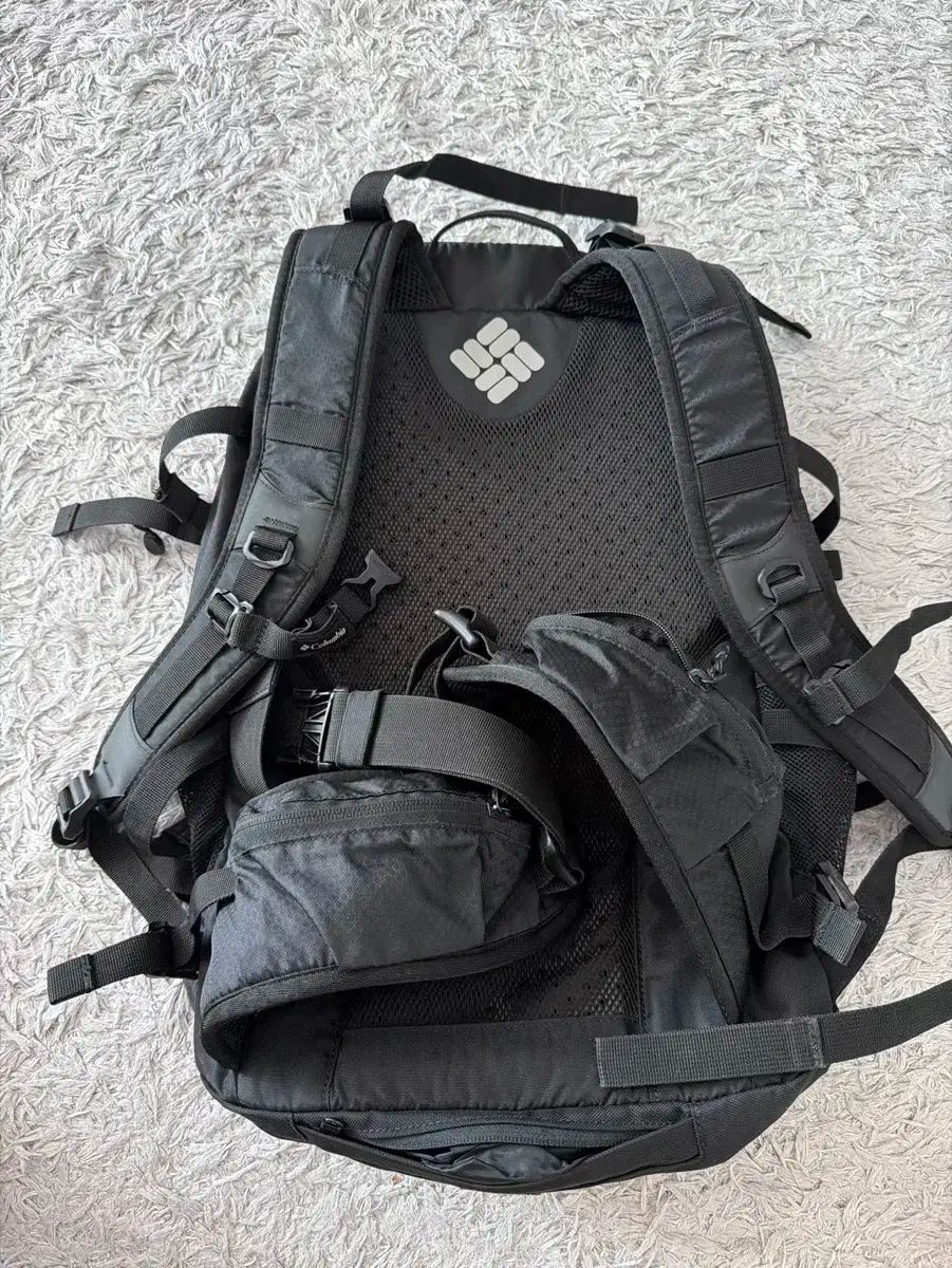 コロンビア ブラック バックパック Bissell 32