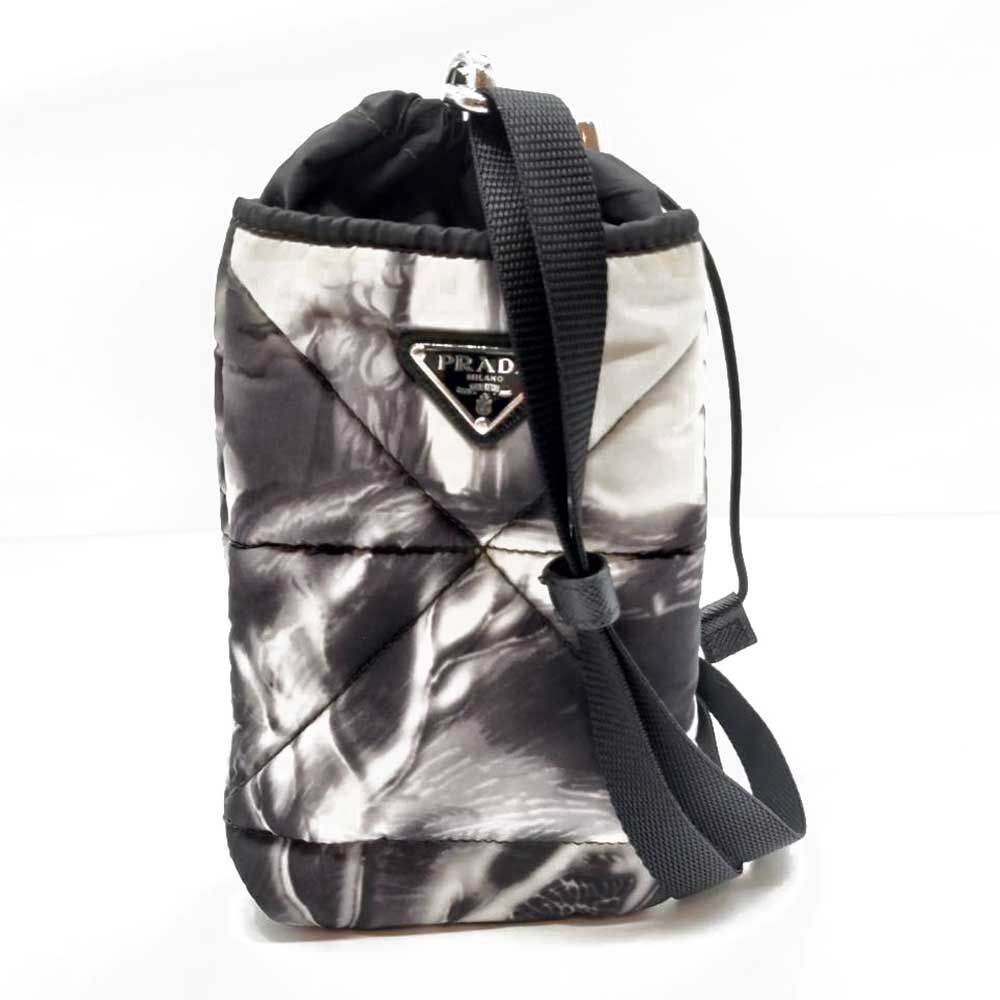 プラダ ネックストラップ付き ポーチ リナイロン Aランク 2TZ037