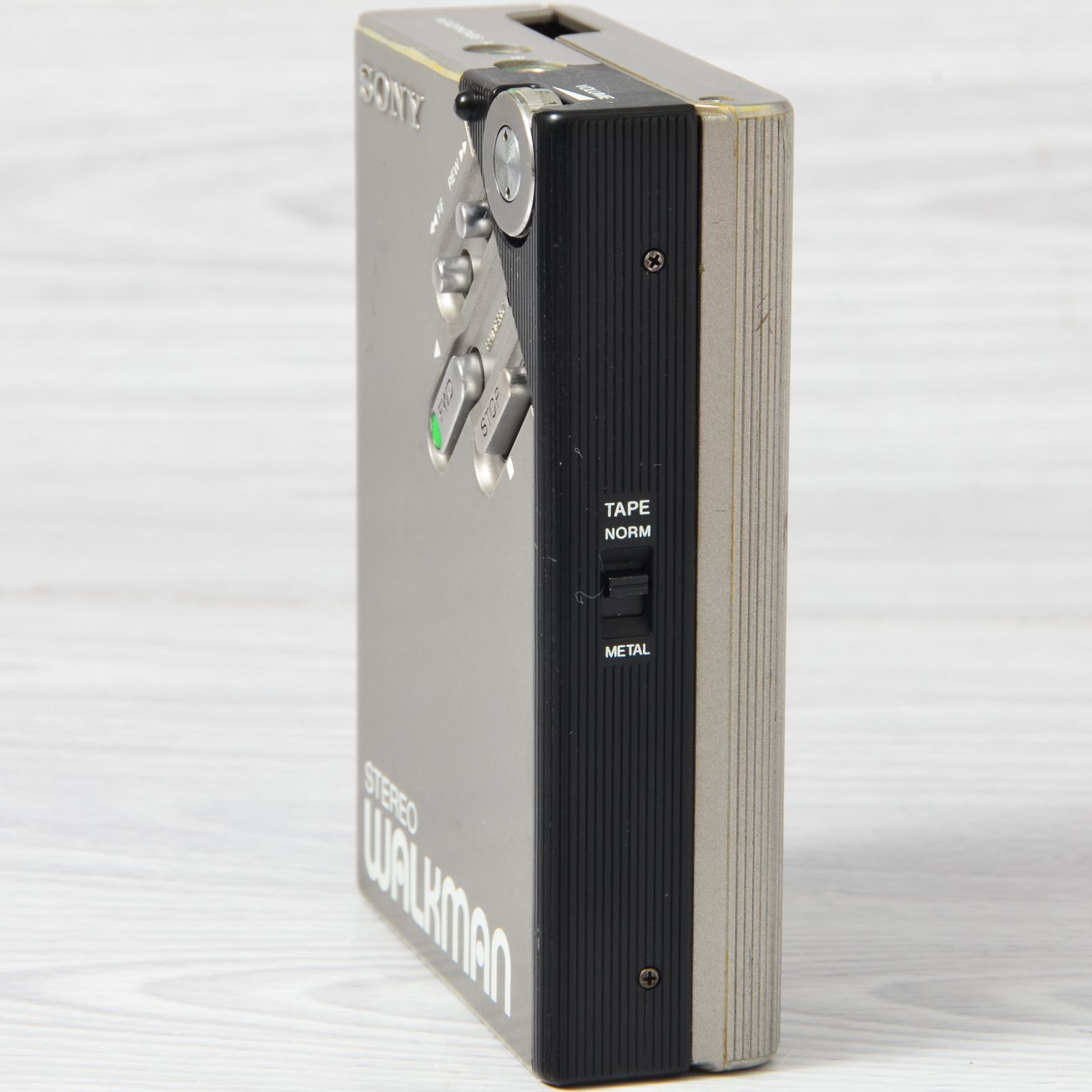 SONY WALKMAN WM-2 カセットウォークマン シルバー 整備済 TY390