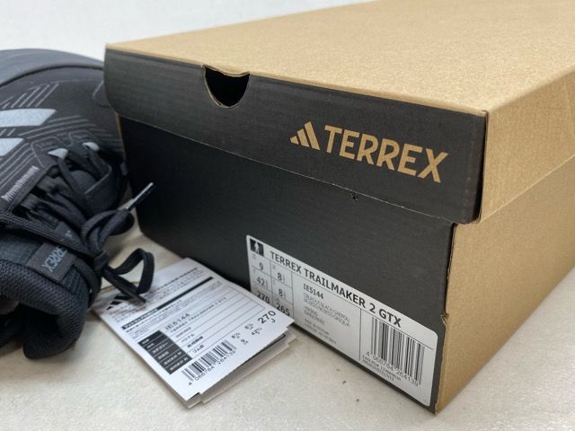 ハイキングシューズ