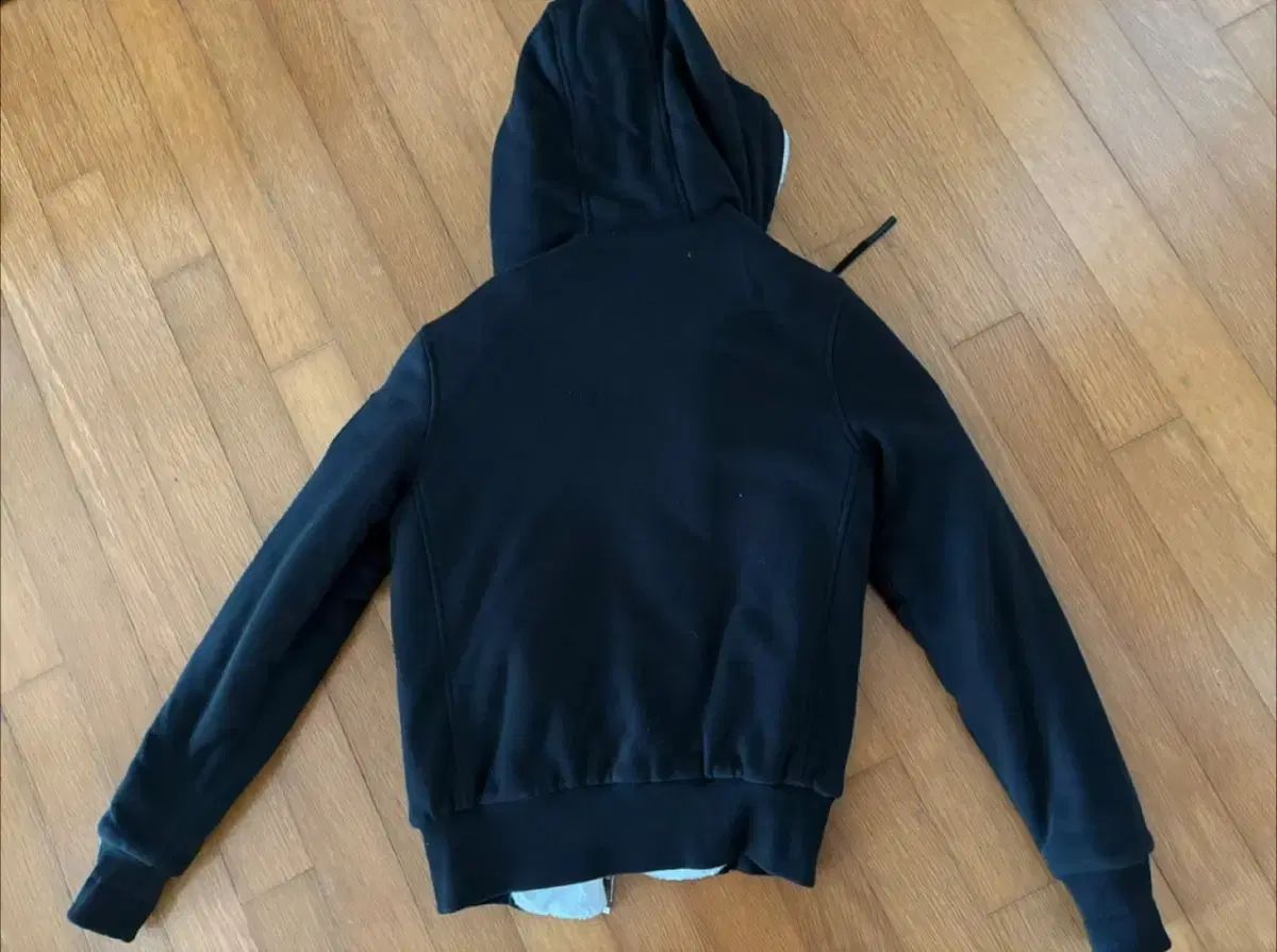 ムースナックルズ キッズ ジップアップ