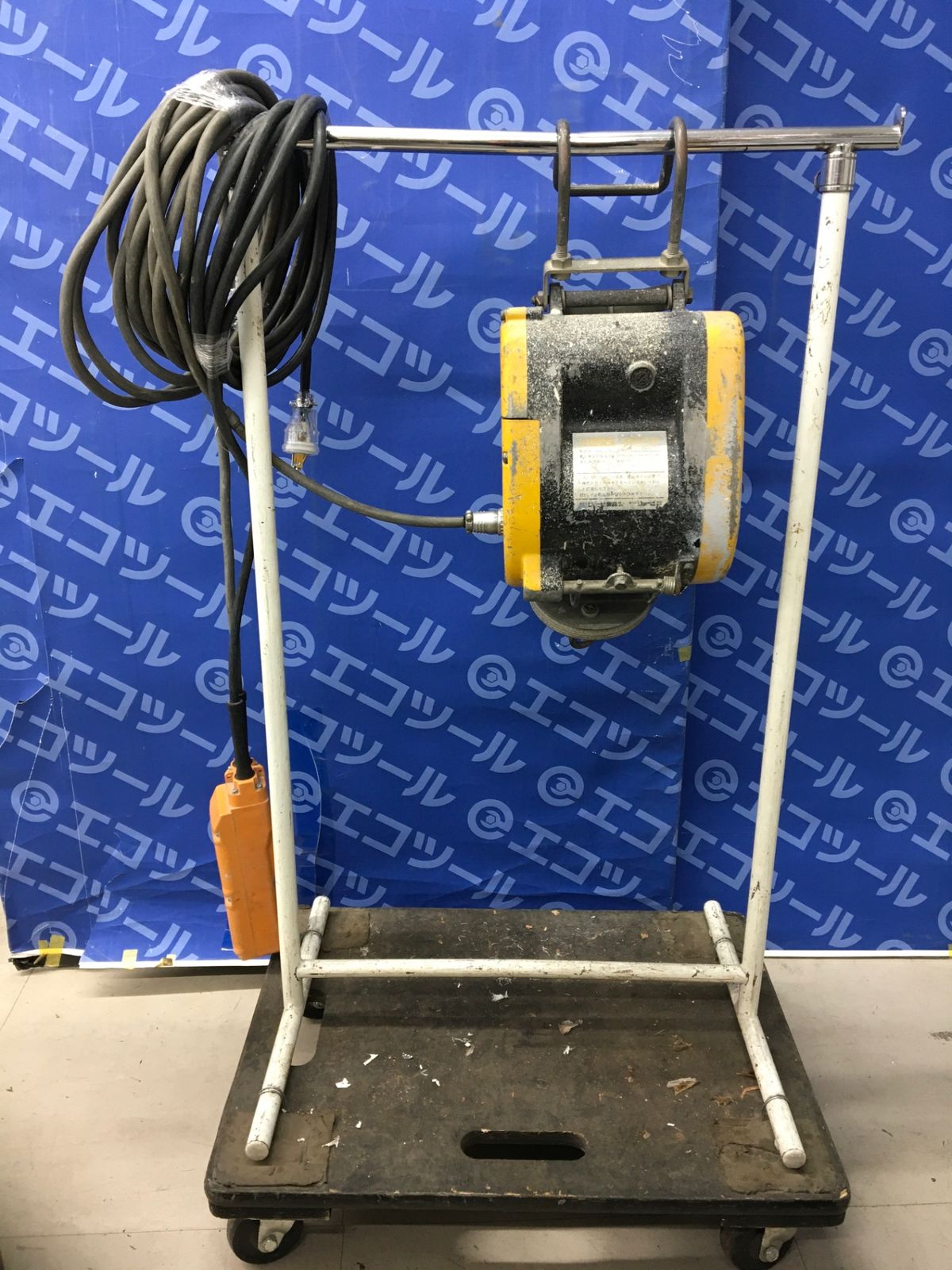 品 〇RYOBI 電動ウィンチ WI-61A ITB0AUMUWLCL エコツール知立店 M02