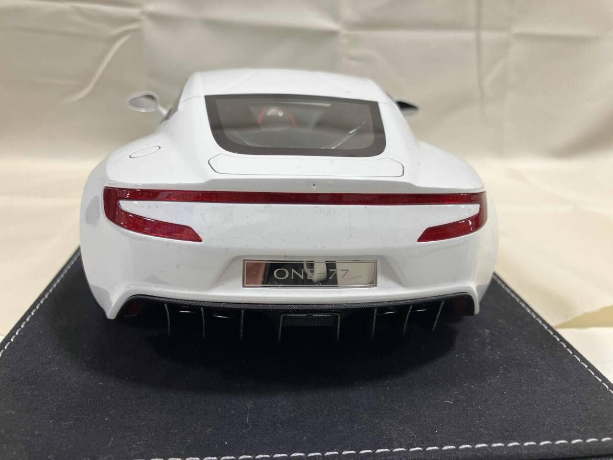 送料無料・30日間返品無料。 Aston Martin One-77 FrontiArt 69 200