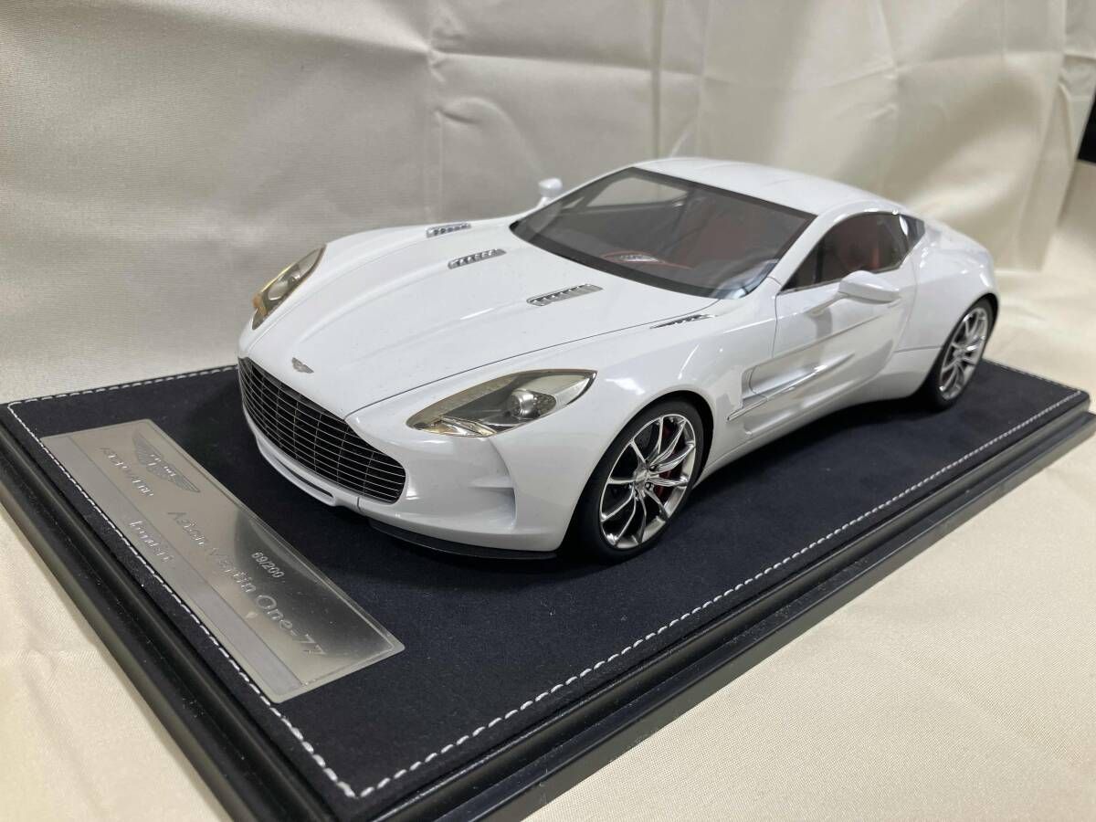 Aston Martin One-77 FrontiArt 69 200
