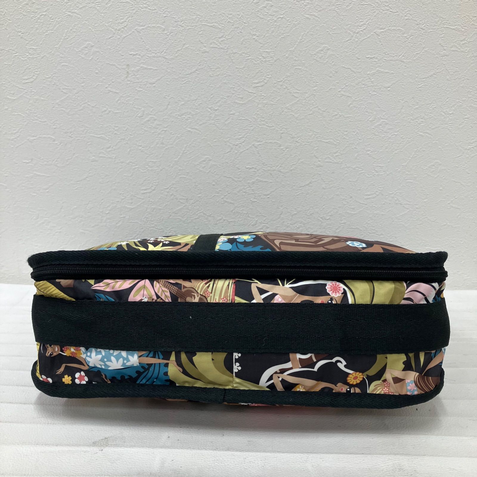 新品☆ハワイ限定☆ワヒネ柄☆レスポートサック大型バッグポーチ付☆柄厳選フラガール 5904 LeSportsac レスポートサック ハワイ限定 ワヒネフラ ショルダー