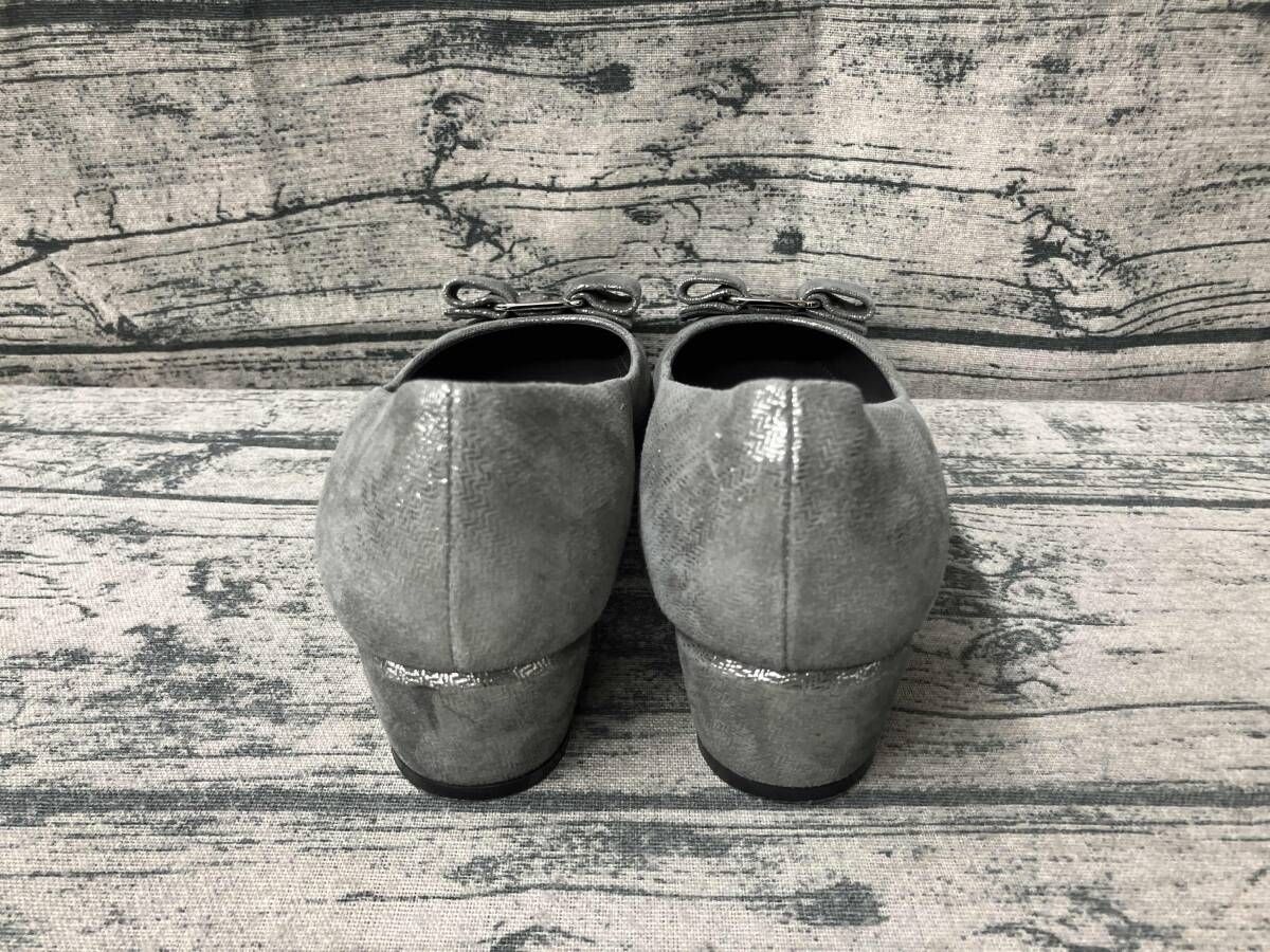 フェラガモ パンプス