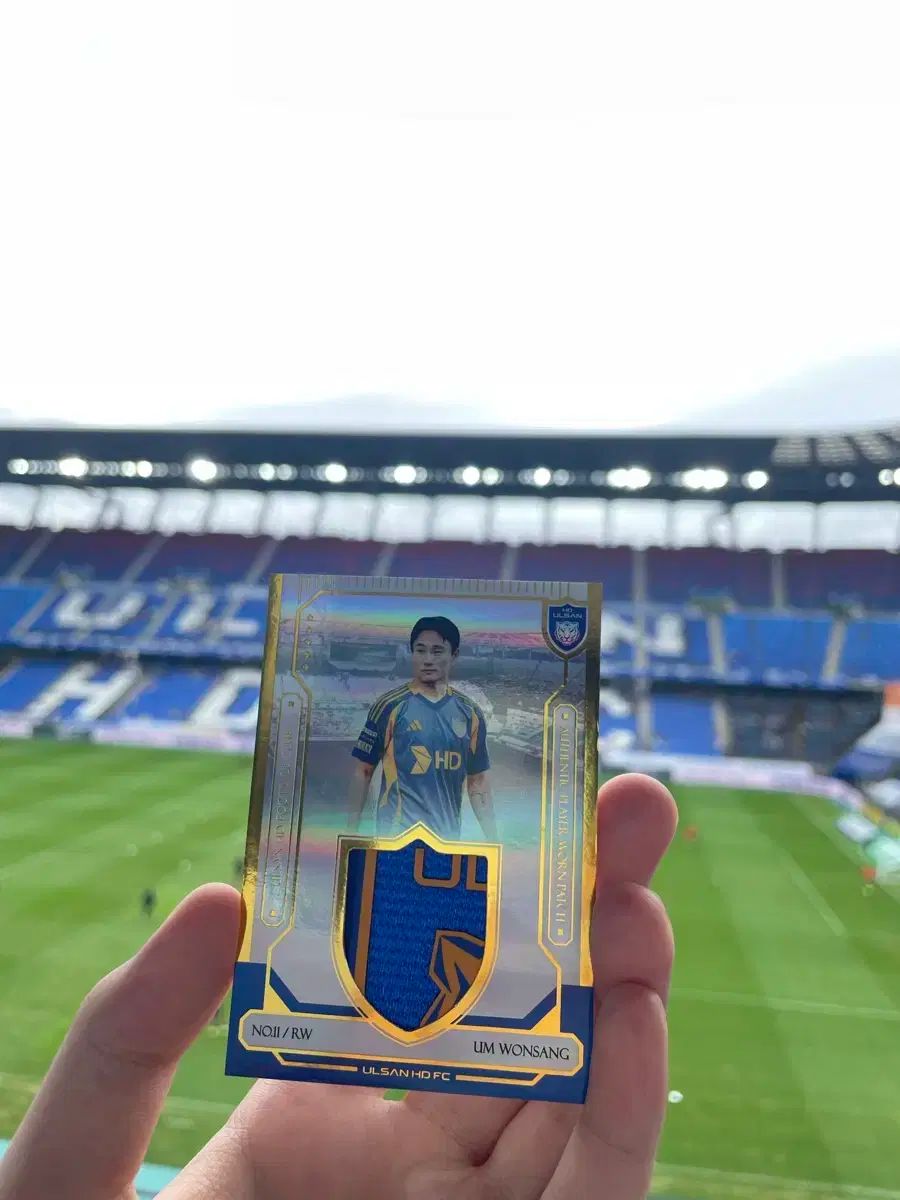 ウルサンhd 嚴元相 オム·ウォンサン 実際に着用 モーメントカード GOLD エンブレム パッチ