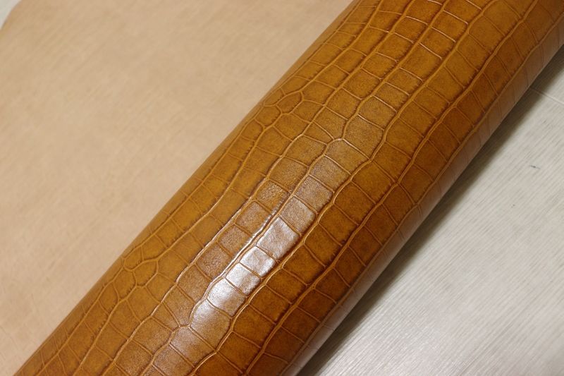 イエローキャメル 134ds ヌメ革 ショルダーレザー 牛革 イタリア レザー クロコ型押し はぎれ 一枚革 レザークラフト 革 皮 本革 diy 生地 材料