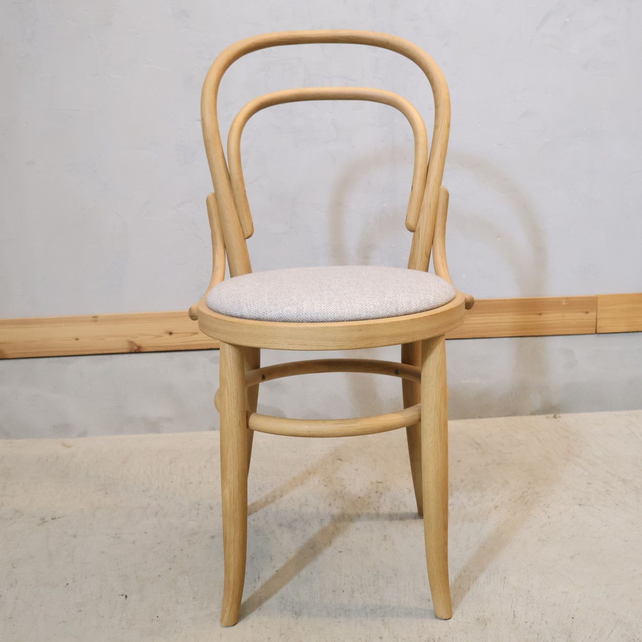 IDC大塚家具 秋田木工 ベントウッド 曲木 チェア 椅子 スツール 木製 椅子 楽天市場】IDC大塚家具/秋田木工 曲げ木ベントウッド カウンターチェア