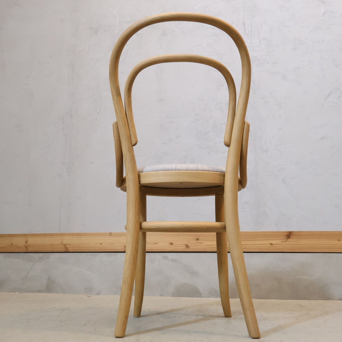 秋田木工 ベントウッドチェア　曲木 椅子　ダイニングチェア 楽天市場】秋田木工 ベントウッドチェア 4脚セット ブナ材 椅子