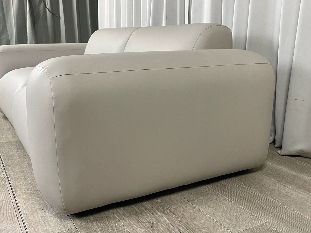 GU57 インドアプラス