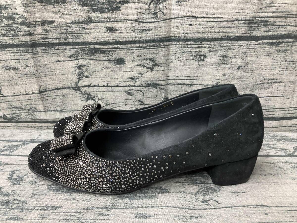 Salvatore Ferragamo サルヴァトーレフェラガモ パンプス サイズ8 1 2 ブラック