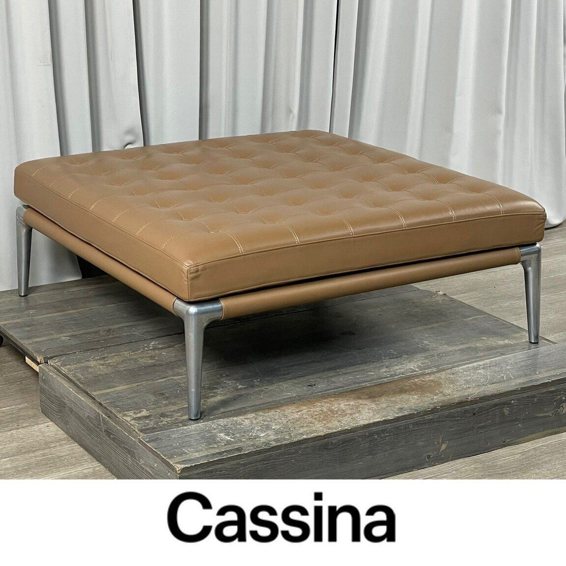 GU 80 Cassina カッシーナ PRIVE 本革 アイランド ソファ オットマン スツール フィリップ スタルク 神奈川県秦野市 A 4